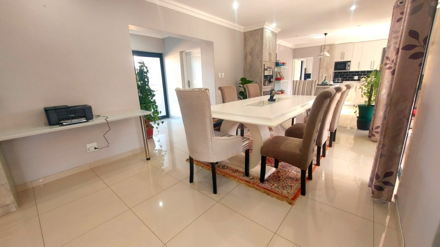 4 Bedroom Property for Sale in Melodie North West